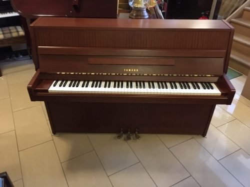 Yamaha M5J Upright Piano