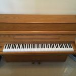 Reid Sohn Oak Upright Piano