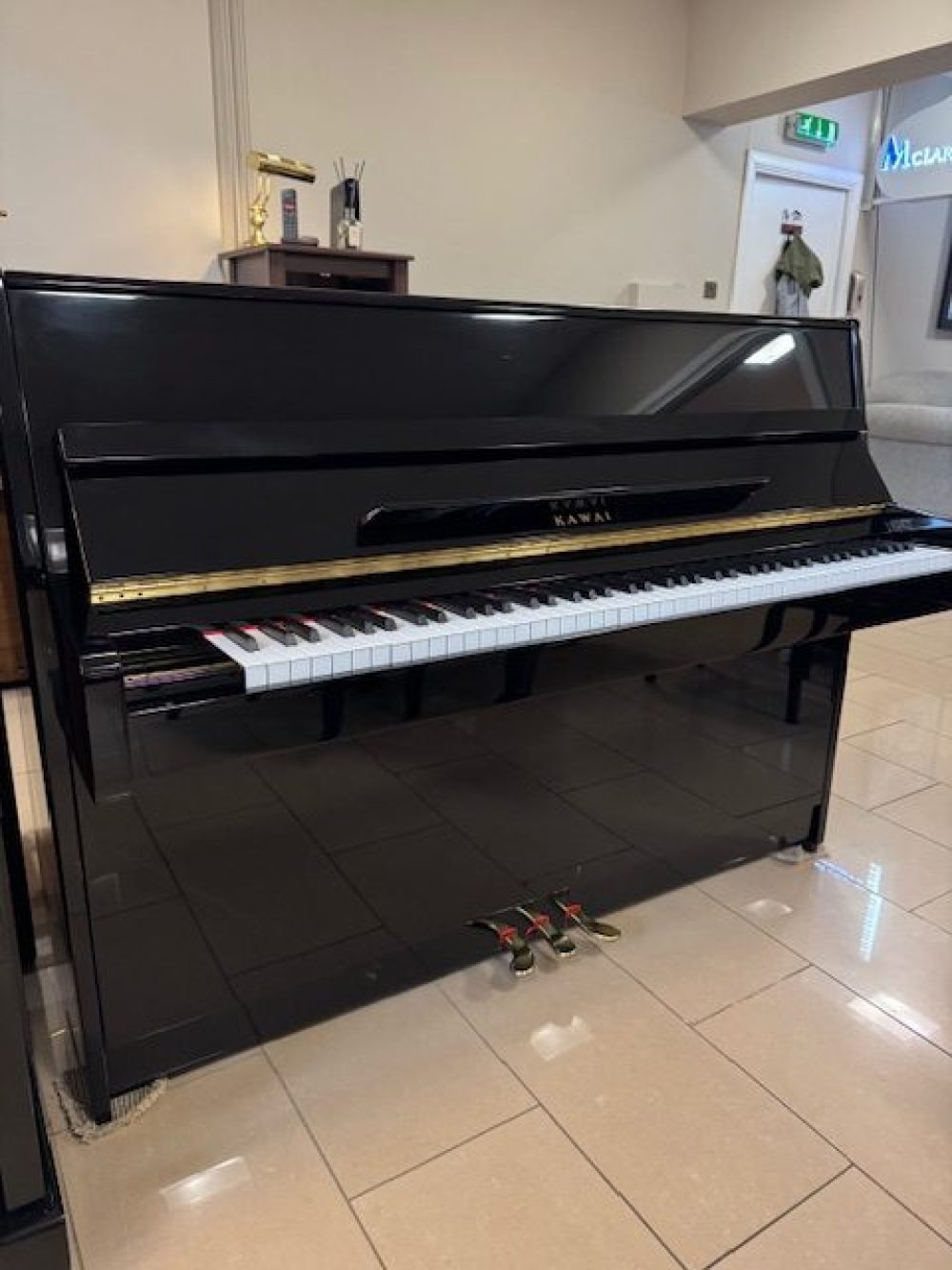 Kawai K15E